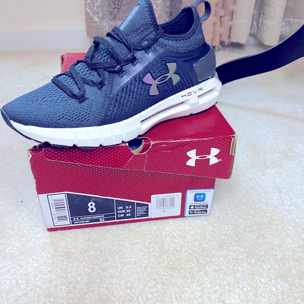 Brand New Under Armour Connected Sneakers